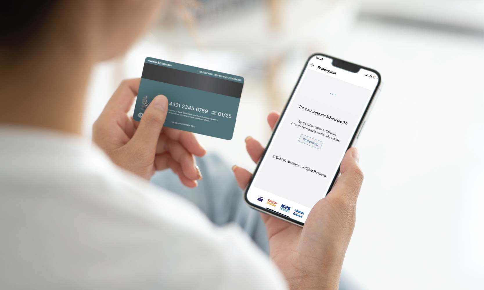 /asset/media/Feature/Article/2024/05/card-transaction.jpg